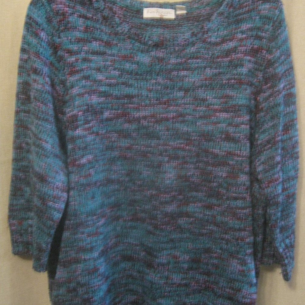 Scoop neck sweater